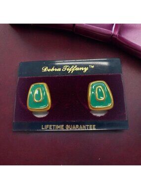 Vintage Debra Tiffany Earrings Gold Tone Turquoise Enamel Pierced Stud NOS